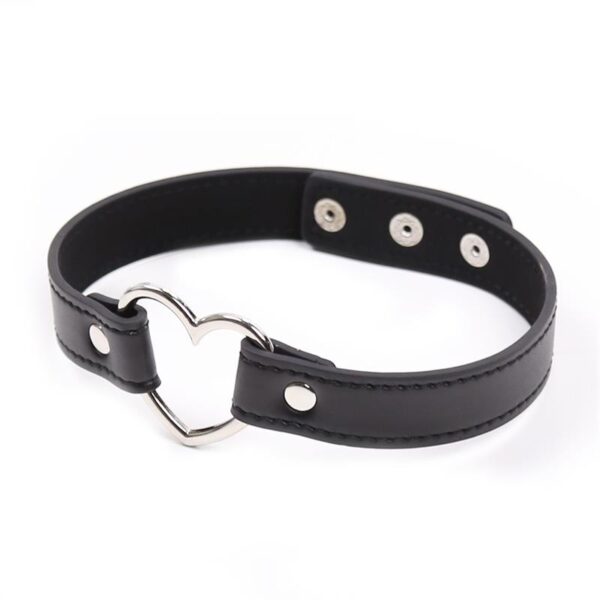 Collar Con Aro En Forma DE Corazón Ajustable 41.5 Cm Negro - Imagen 4