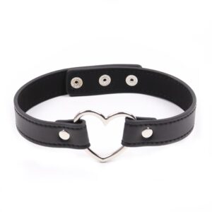 Collar Con Aro En Forma DE Corazón Ajustable 41.5 Cm Negro