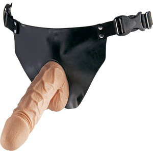 Arnes Con Pene Realistico Y Braguita Ajustable