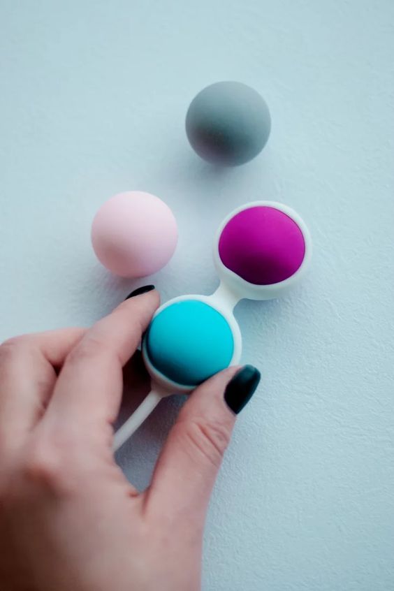 Bolas de Kegel: Fortalece tu Suelo Pélvico y Mejora tu Placer